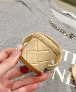 Bottega Veneta Womens Amy Mule-10