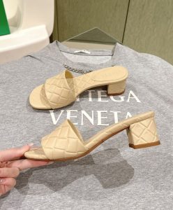 Bottega Veneta Womens Amy Mule-6