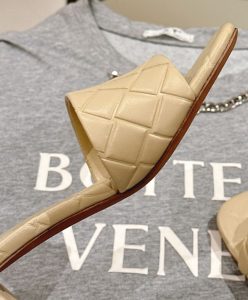 Bottega Veneta Womens Amy Mule-8