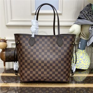 Damier Canvas Neverfull MM N41358 Red-3.jpg