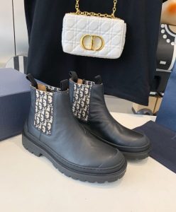 Dior Unisex Explorer Chelsea Boot Black-3