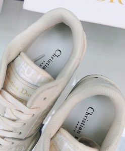Dior Womens Dior One Sneaker Cream-9