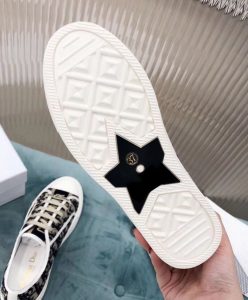 Dior Womens Walk N Dior Sneaker-10