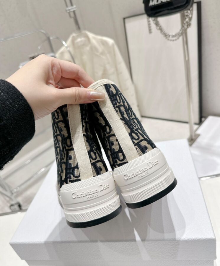 Dior Womens WalknDior High-Top Platform Sneaker Dark Blue-8