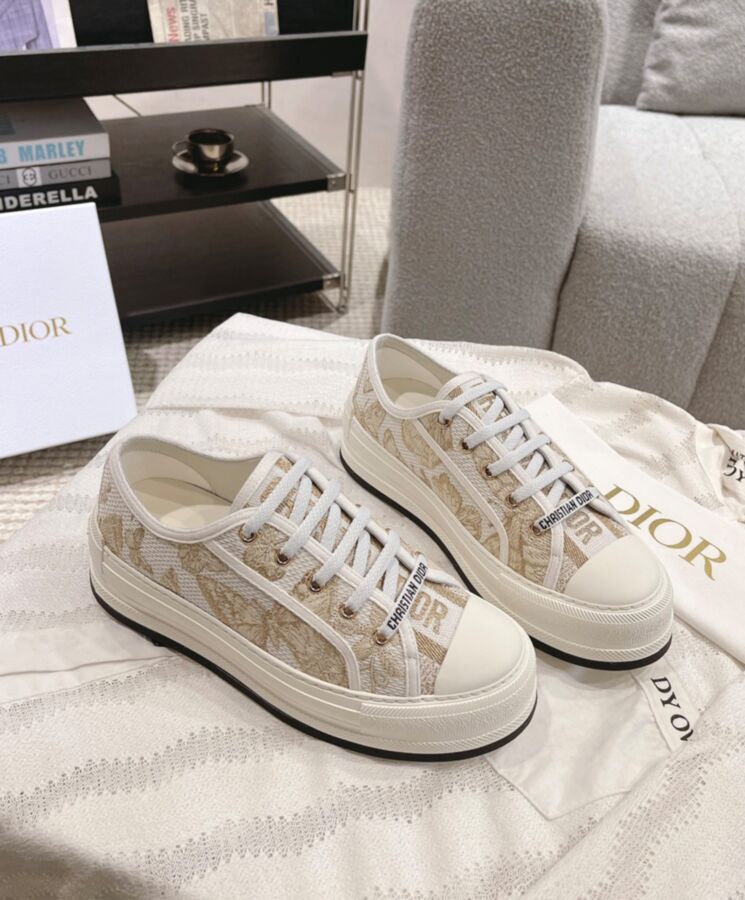 Dior Womens WalknDior Platform Sneaker Golden-4