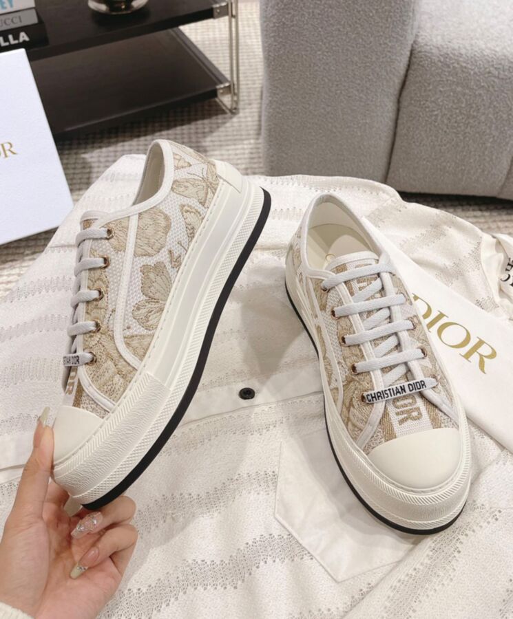 Dior Womens WalknDior Platform Sneaker Golden-6