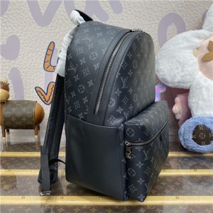 Discovery Backpack MM M22545-2.jpg