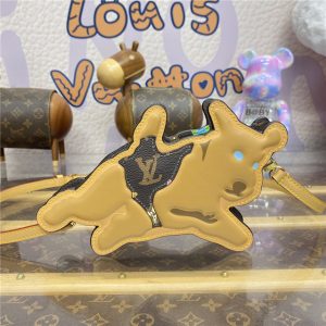 Dog On Strap M83342-1.jpg