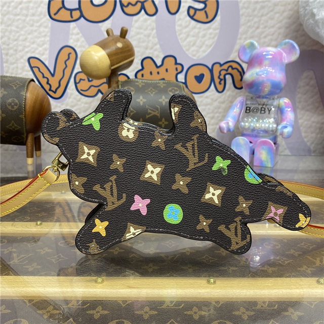 Dog On Strap M83342-3.jpg