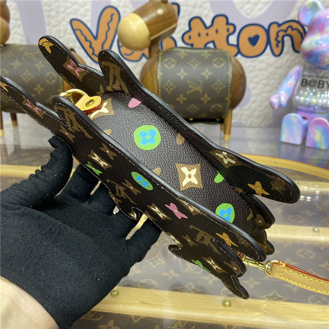 Dog On Strap M83342-4.jpg