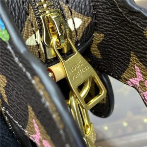 Dog On Strap M83342-8.jpg