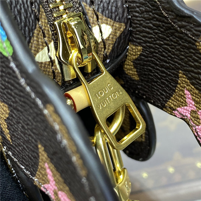 Dog On Strap M83342-8.jpg