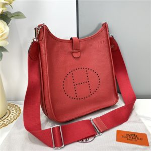 Evelyne PM Shoulder Bag 1189 Red Clemence Original leather-2.jpg