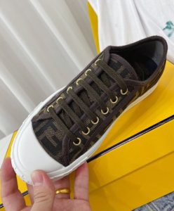 Fendi Unisex Domino-4