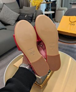 Fendi Womens Baguette 8R8136-10