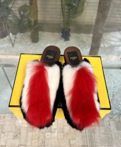 Fendi Womens Baguette Show 8Z8388 Red-2