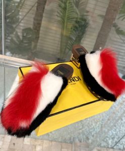 Fendi Womens Baguette Show 8Z8388 Red-3