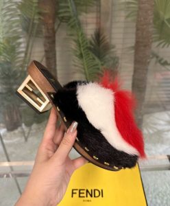 Fendi Womens Baguette Show 8Z8388 Red-6