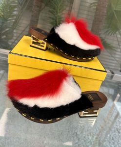 Fendi Womens Baguette Show 8Z8388 Red-7