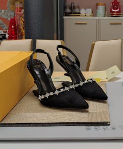 Fendi Womens First 8J8368 Black-3