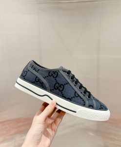 Gucci Mens Tennis 1977 Sneaker 774286-6