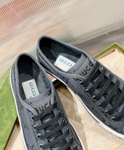 Gucci Mens Tennis 1977 Sneaker 774286-9