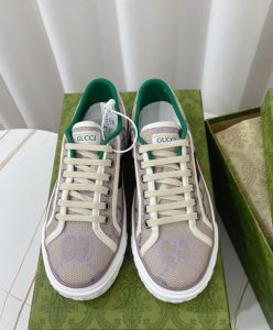 Gucci Unisex Tennis 1977 Jumbo GG Sneaker 725879 Purple-2