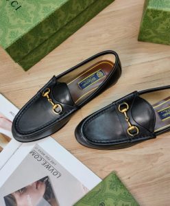 Gucci Womens 1953 Horsebit Leather Loafer 307929 Black-4