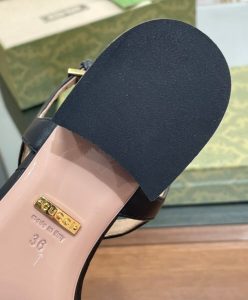 Gucci Womens Double G Sandal 674840-10