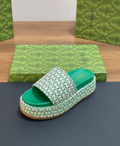 Gucci Womens GG Platform Slide Sandal 623212 Green-6
