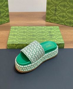 Gucci Womens GG Platform Slide Sandal 623212 Green-7