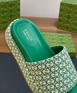 Gucci Womens GG Platform Slide Sandal 623212 Green-9