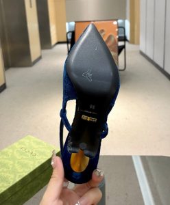 Gucci Womens GG Slingback Pump 762383-10