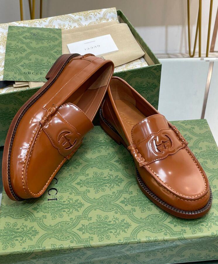 Gucci Womens Interlocking G Loafer 738676-4
