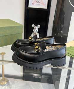 Gucci Womens Leather Lug Sole Horsebit Loafer 77236 Black-3