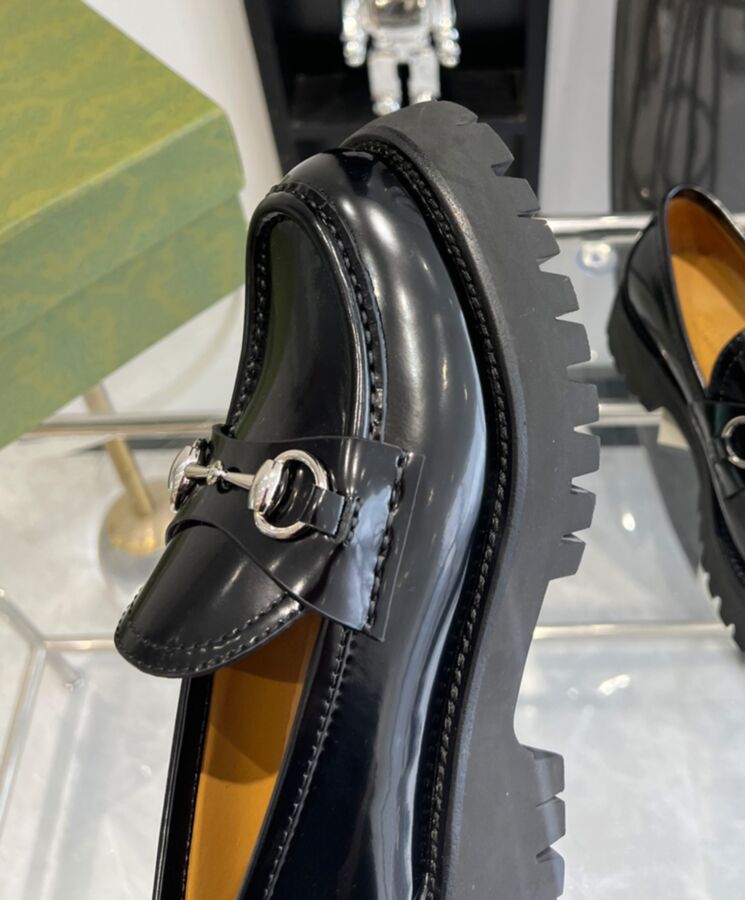 Gucci Womens Loafer With Horsebit 764211 Black-8