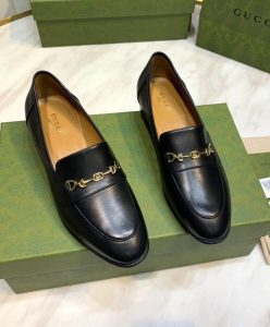 Gucci Womens Loafer With Horsebit Black-2