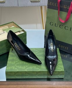 Gucci Womens Mid-heel Patent Pump 716687 Black-3