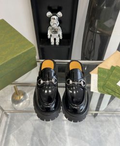 Gucci Womens Mule With Horsebit 764207 Black-2