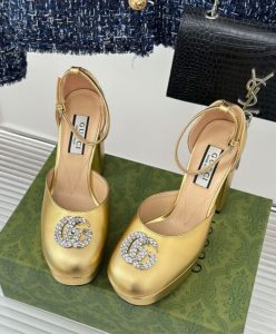 Gucci Womens Platform Pump With Double G 762386-3