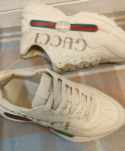 Gucci Womens Rhyton Gucci logo leather sneaker Cream-4