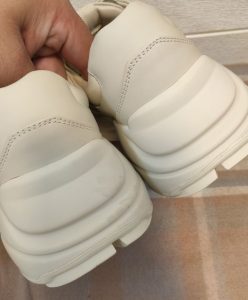 Gucci Womens Rhyton Gucci logo leather sneaker Cream-7