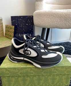 Gucci Womens Run Sneaker 749785 Black-6