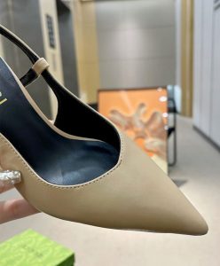 Gucci Womens Slingback Heeled Pump 762378-8