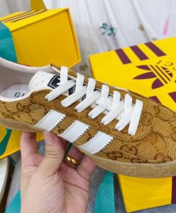 Gucci x Adidas Unisex Gazelle Sneaker Apricot-4