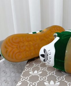 Gucci x Adidas Unisex Gazelle Sneaker Green-9