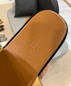 Hermes Mens Izmir Sandal-10