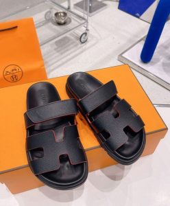 Hermes Unisex Chypre Sandal Black-3
