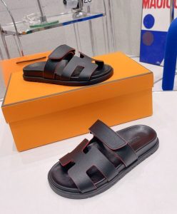 Hermes Unisex Chypre Sandal Black-5