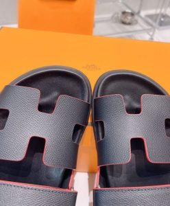 Hermes Unisex Chypre Sandal Black-9